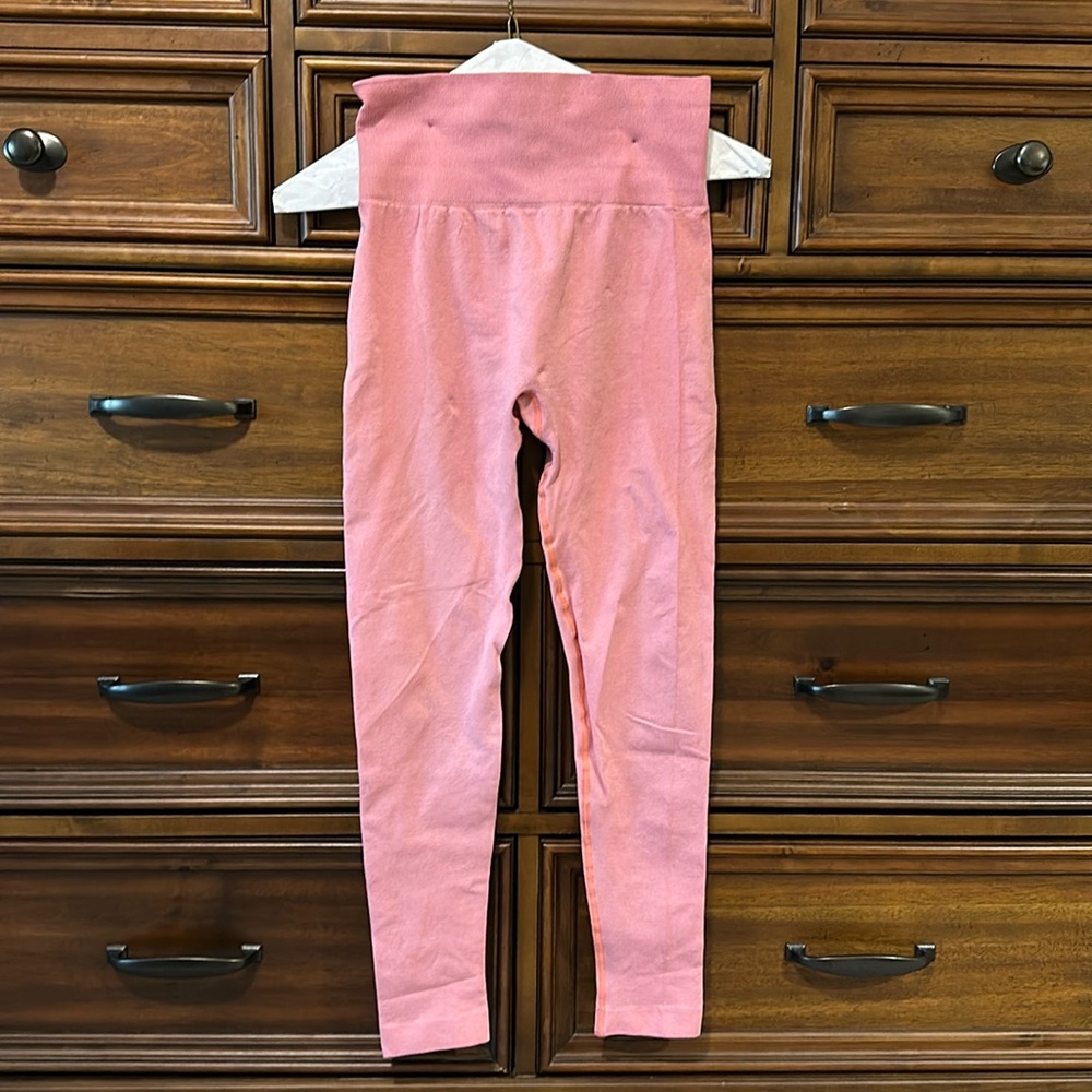 Pink leggings